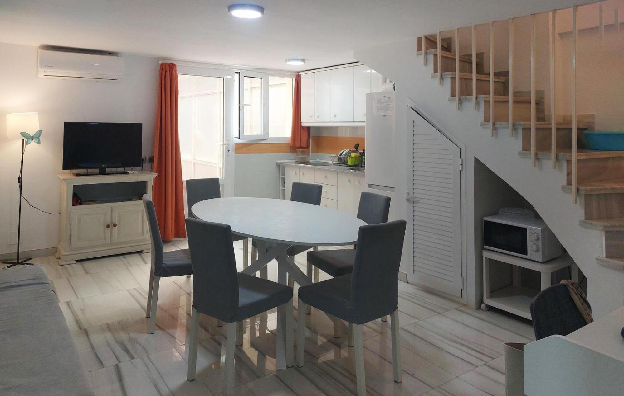 Cozy Apartment In Torremolinos With Wifi Exterior photo